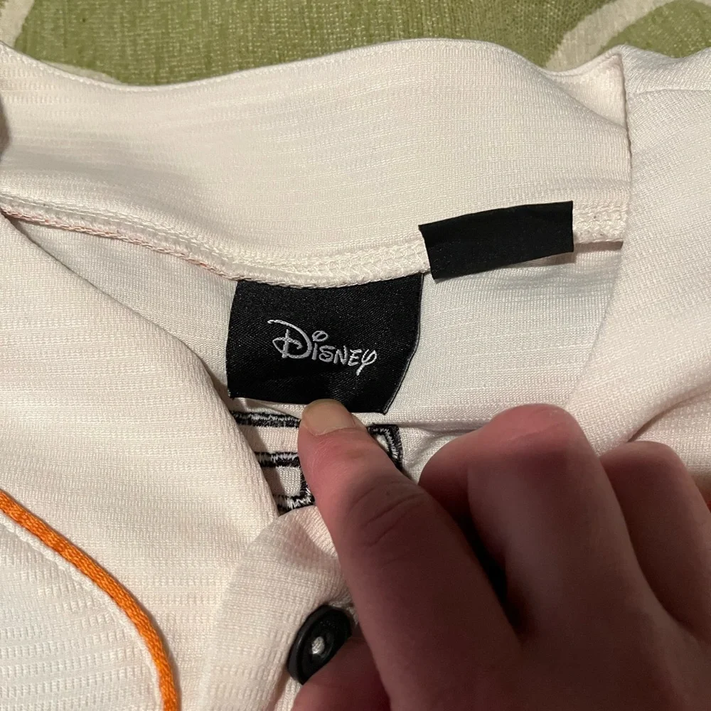 Disney Tigger Jersey Size L - Picture 2 of 5